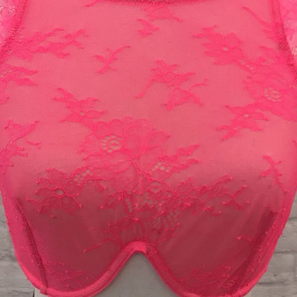 NWT Victoria’s Secret High Neck Neon Pink Lace Bra - Picture 2 of 8
